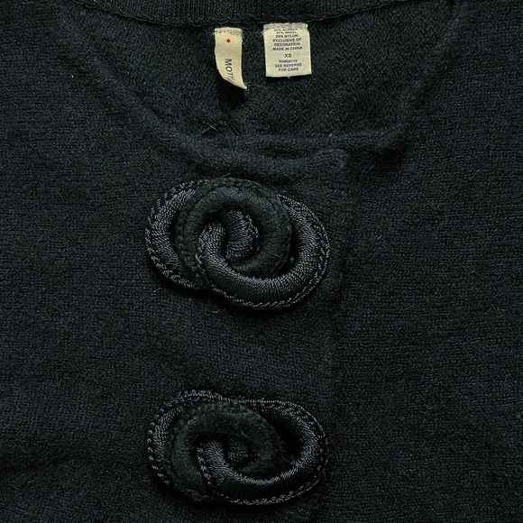 Anthropologie MOTH Black Alpaca Wool Cropped Cardigan XS Textured Knit - Picture 3 of 8